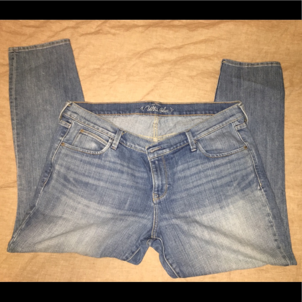 Old Navy jeans.  Size 16.